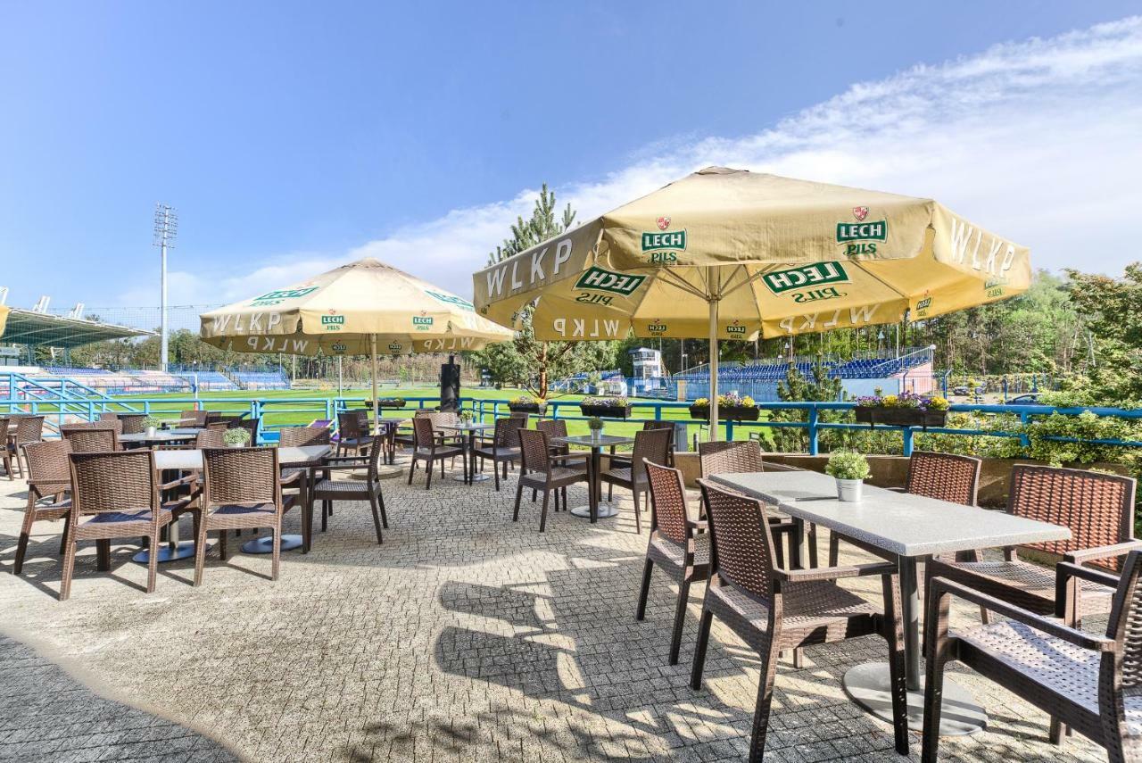 Hotel Olympic Wronki  Buitenkant foto